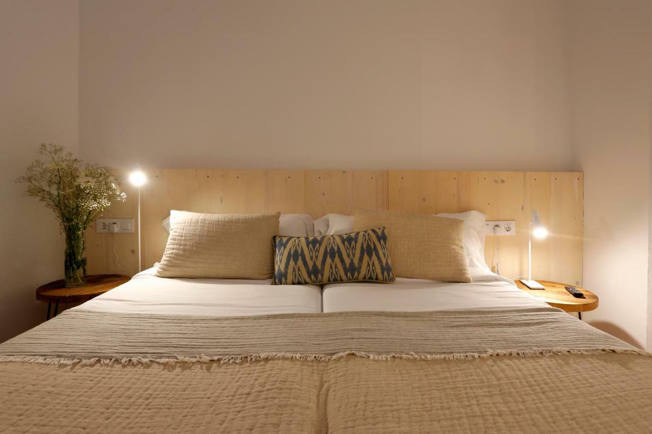 Hostal Ses Negres เบกูร์ ห้อง รูปภาพ