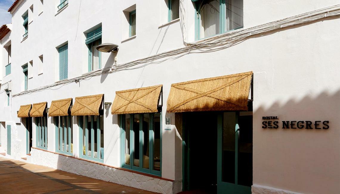 Hostal Ses Negres เบกูร์ ภายนอก รูปภาพ