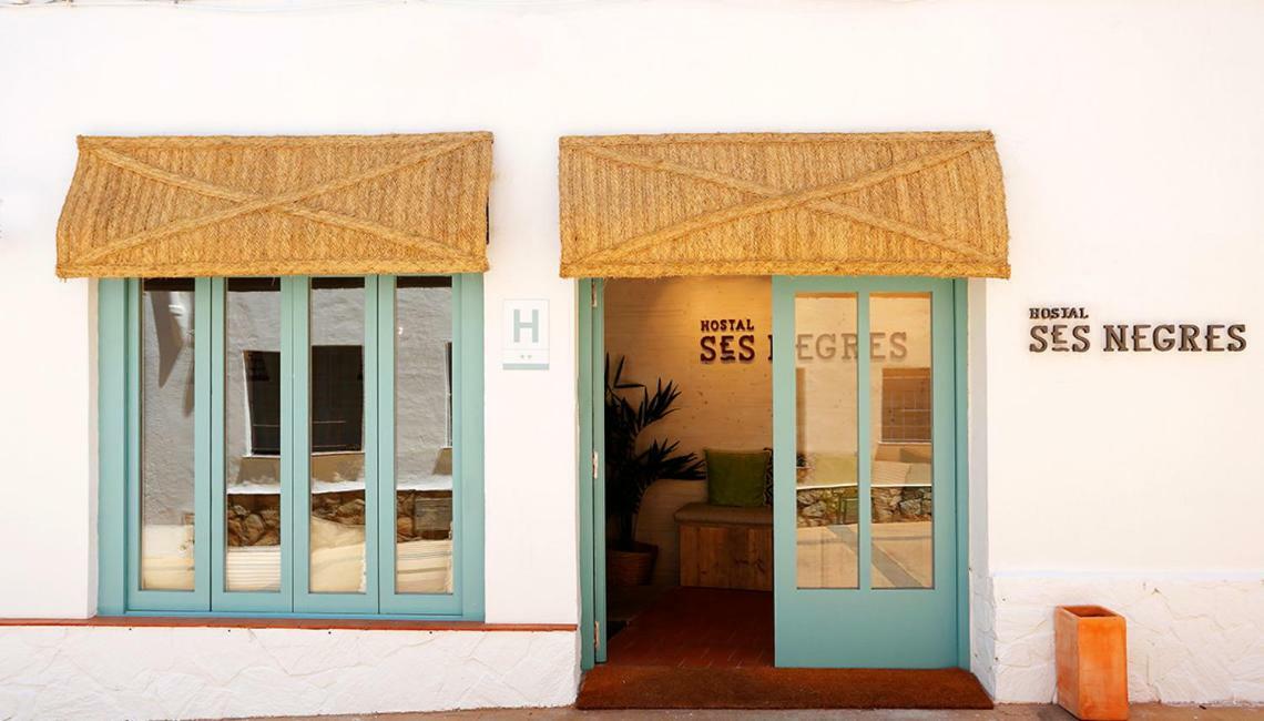 Hostal Ses Negres เบกูร์ ภายนอก รูปภาพ